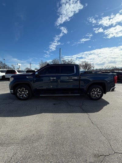 2023 GMC Sierra 1500 4WD Crew Cab Short Box SLT