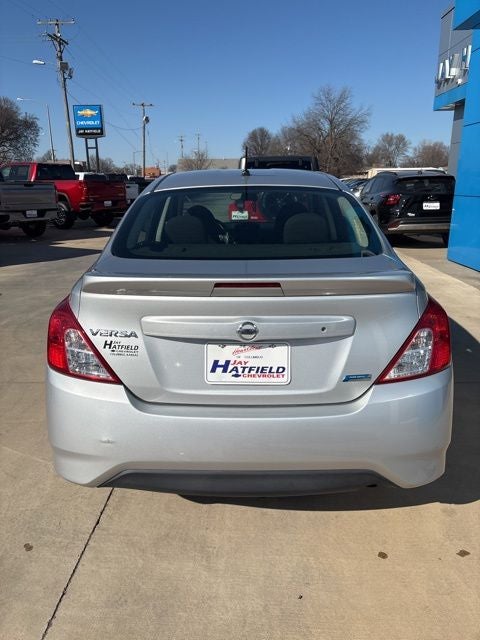 2016 Nissan Versa 1.6 S+