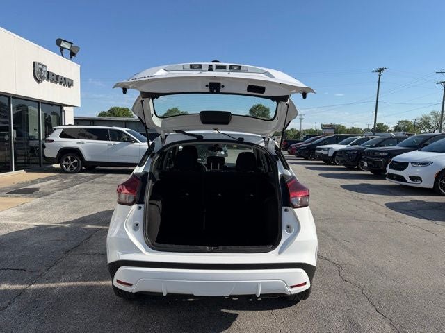 2024 Nissan Kicks S Xtronic CVT