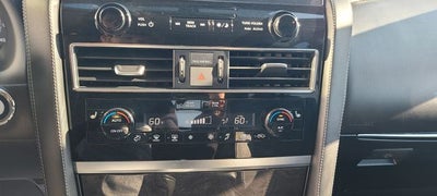 2024 INFINITI QX80 LUXE AWD
